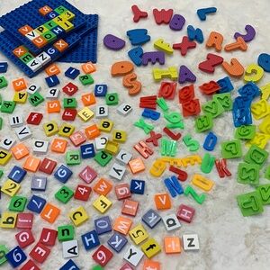Letters and numbers puzzle board game
